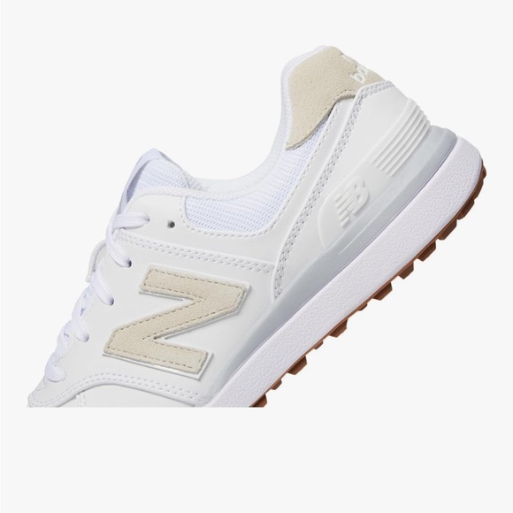 New Balance White and Cream golf shoes - Picture 6 of 9